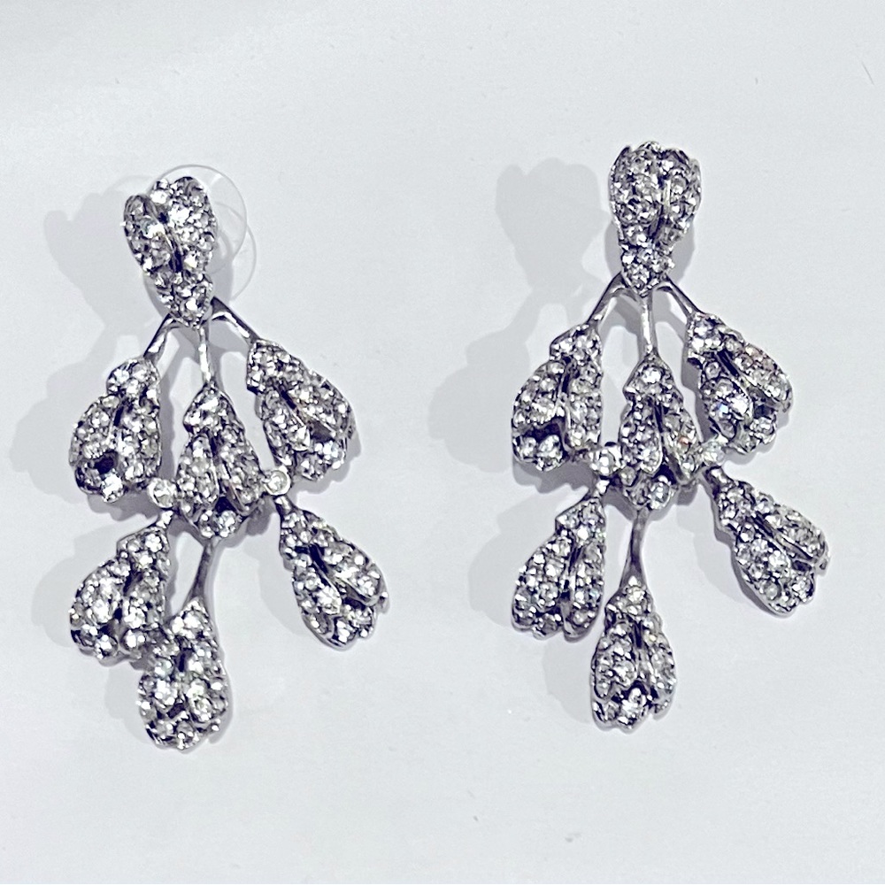 Oscar de la Renta vintage crystal earrings